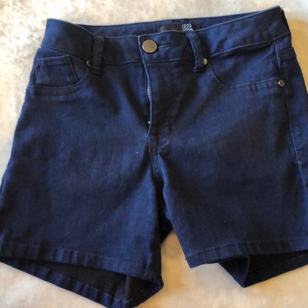 Navy shorts